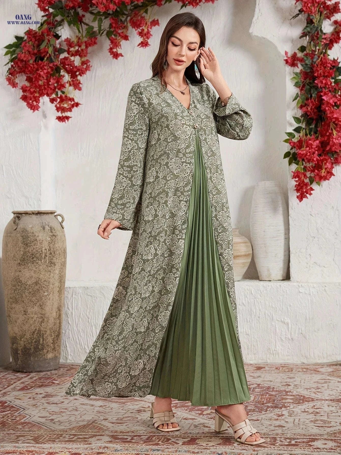 Women's Elegant V-Neck Floral Dress - Loose Fit, All-Season Style   OAXG 