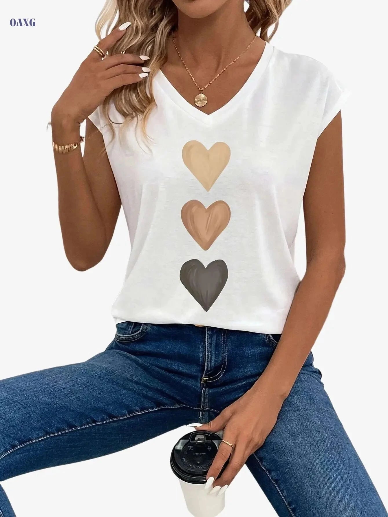 Women's Elegant V-Neck T-Shirt - Geometric Print, Regular Fit   OAXG 