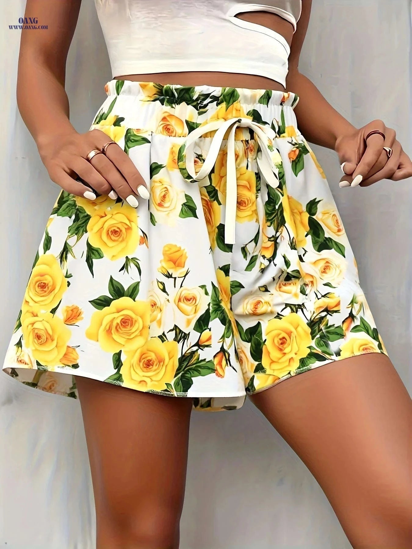 Women's Faux Drawstring Floral Shorts - Casual Summer Style   OAXG 
