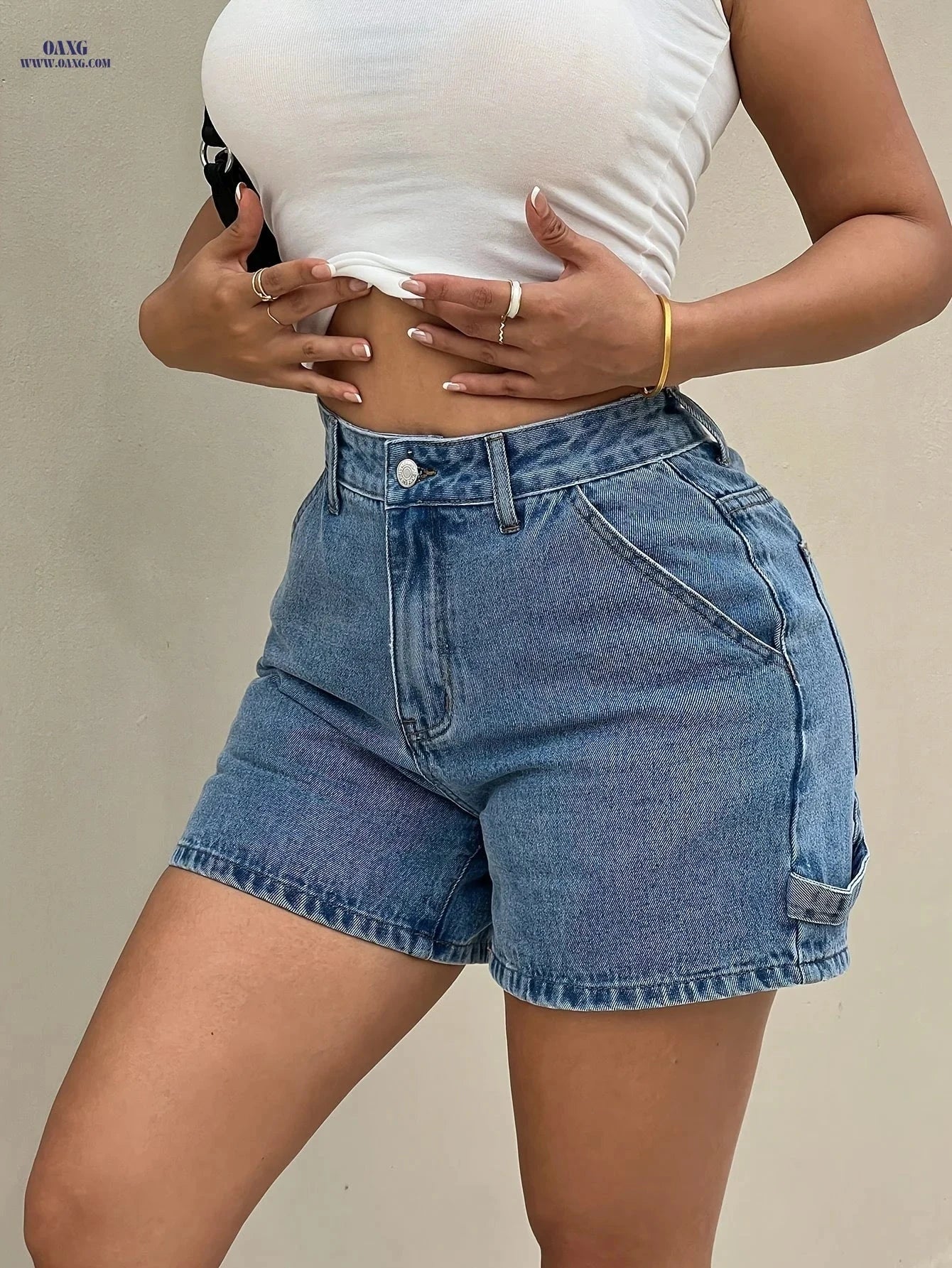 Women's Fitted Denim Shorts - Casual High Waist, Solid Color   OAXG 