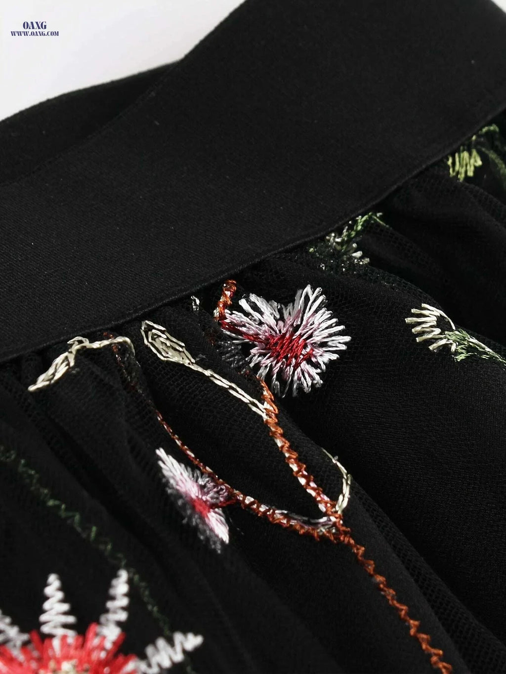 Women's Floral A-Line Skirt - Black & White Mesh Overlay, High-Waisted   OAXG Black / S
