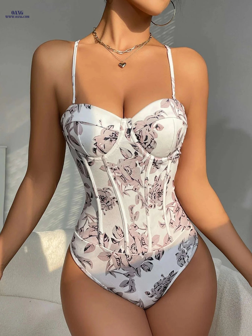 Women's Floral Print Bodysuit - Sexy V-Neck, Sleeveless Design   OAXG Mixed Color / S