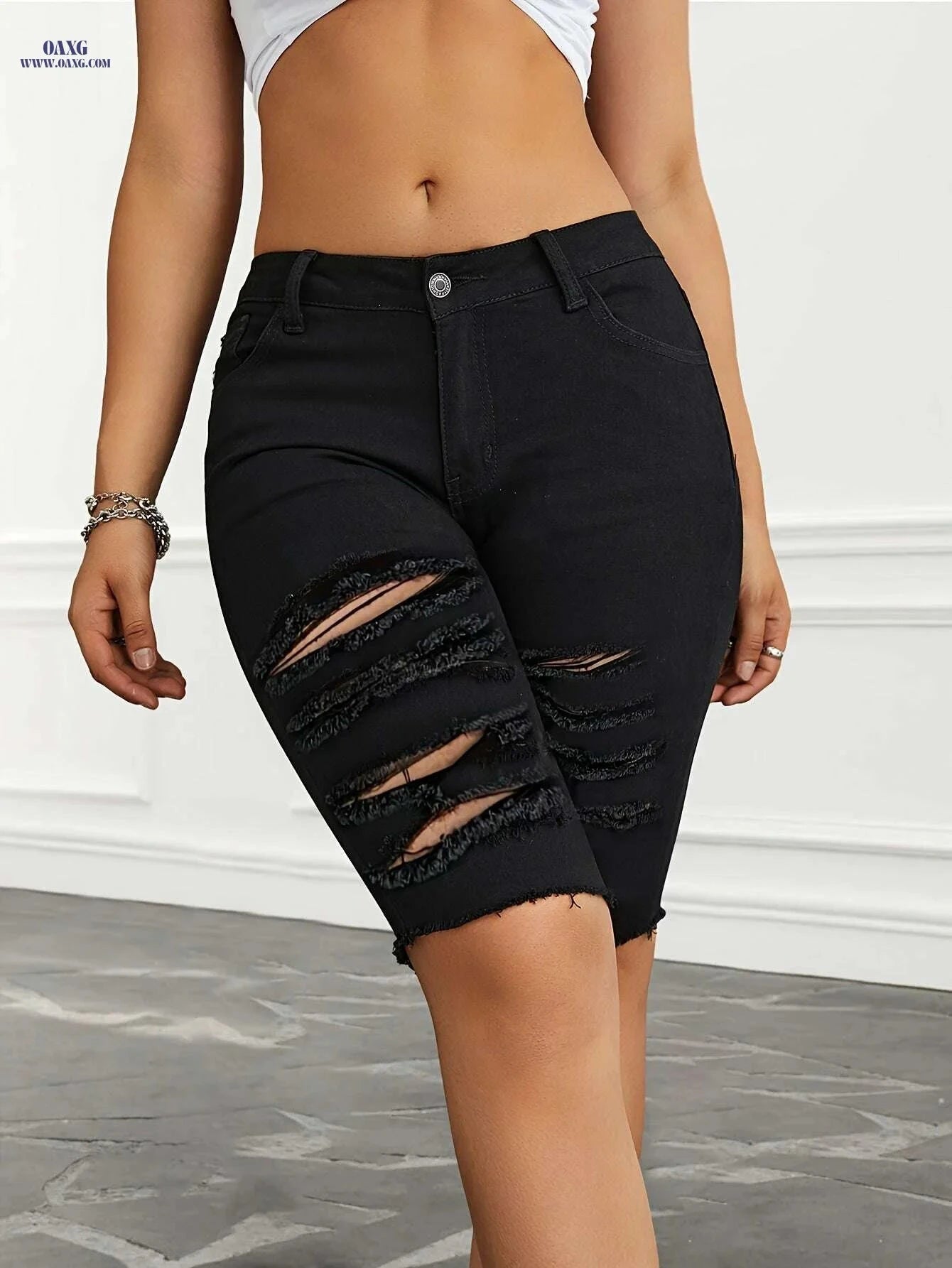 Women’s High-Waist Ripped Denim Bermuda Shorts - Slim Fit Casual   OAXG 