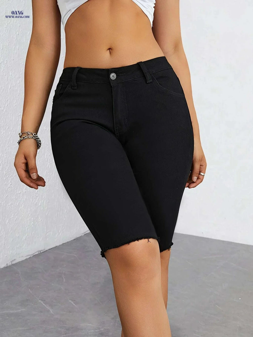 Women's High-Waist Stretch Denim Shorts - Skinny Fit, Button Closure   OAXG 
