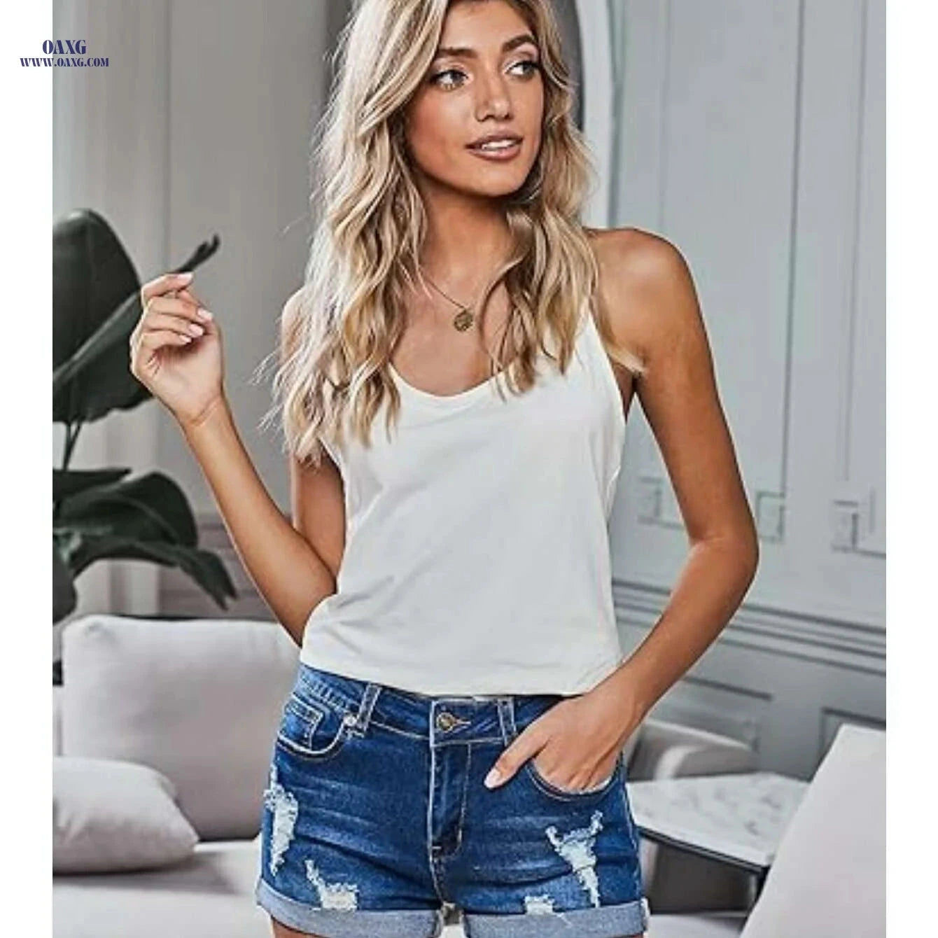 Women's High-Waisted Denim Shorts - Distressed Rolled Hem Jeans   OAXG 