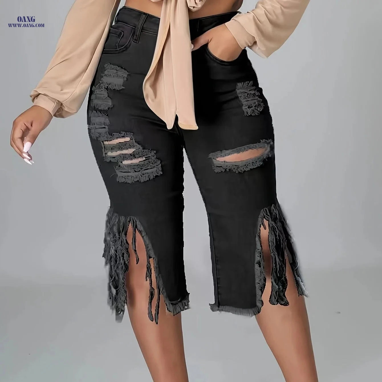 Women's High-Waisted Distressed Denim Shorts - Ripped Fringe Hem   OAXG 