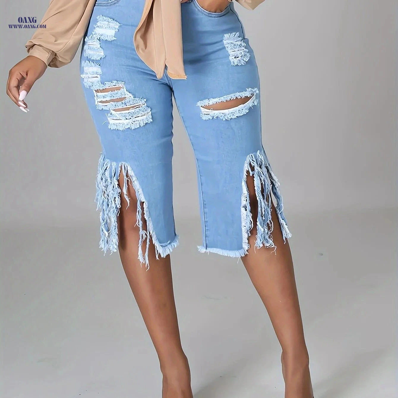 Women's High-Waisted Distressed Denim Shorts - Ripped Fringe Hem   OAXG 