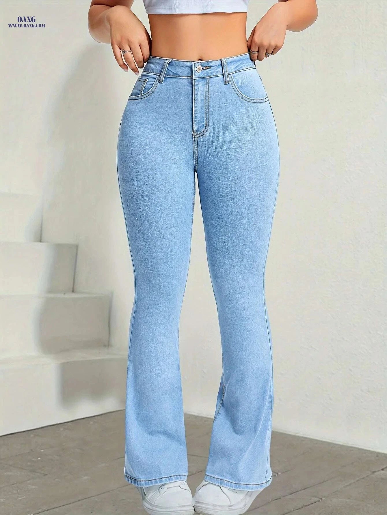 Women's High-Waisted Flared Jeans - Light Blue Stretch Denim   OAXG Light Blue / XS