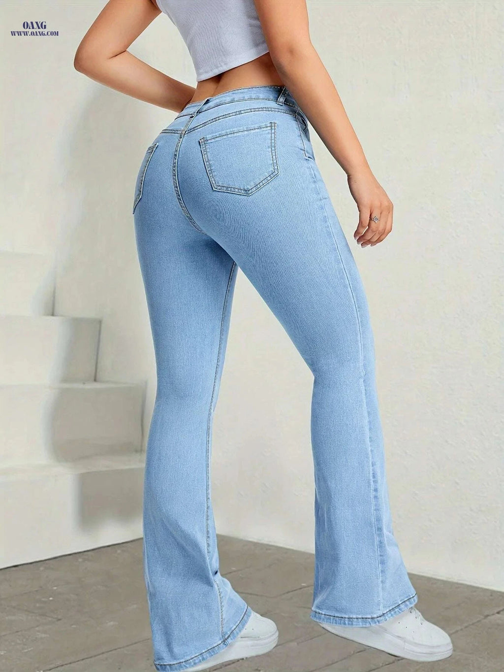 Women's High-Waisted Flared Jeans - Light Blue Stretch Denim   OAXG Light Blue / XS
