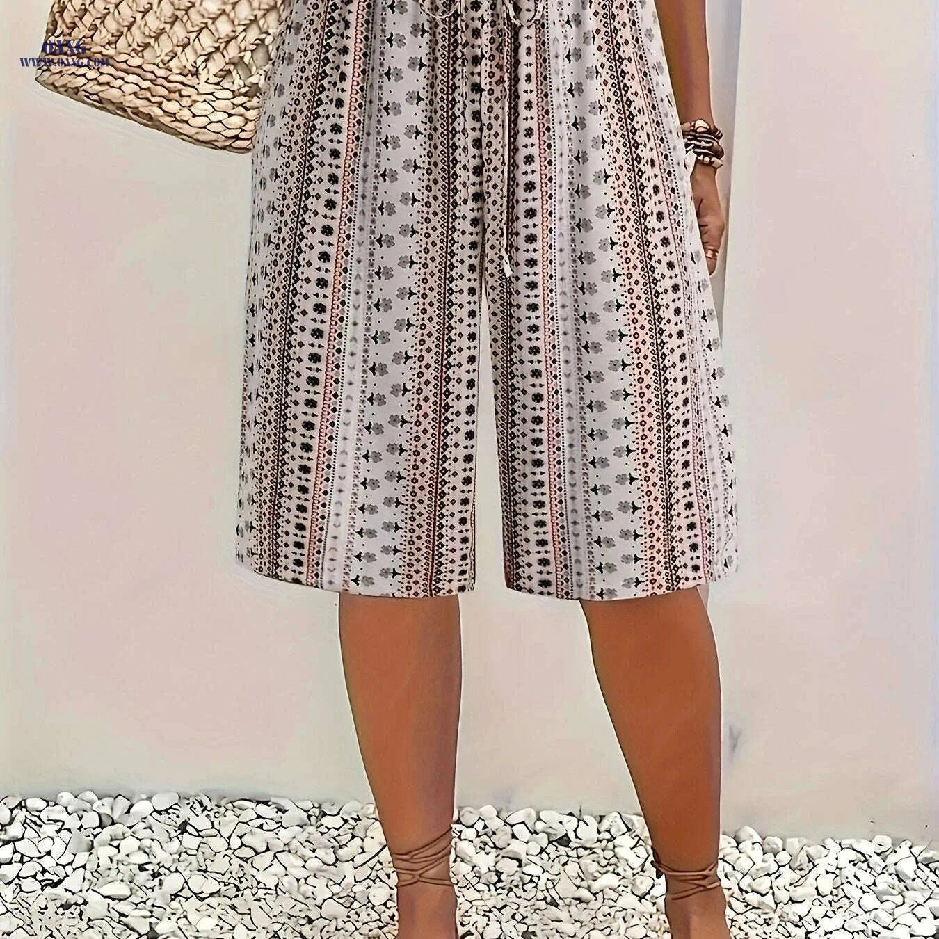 Women's High-Waisted Floral Print Beach Shorts - Lightweight & Casual   OAXG 