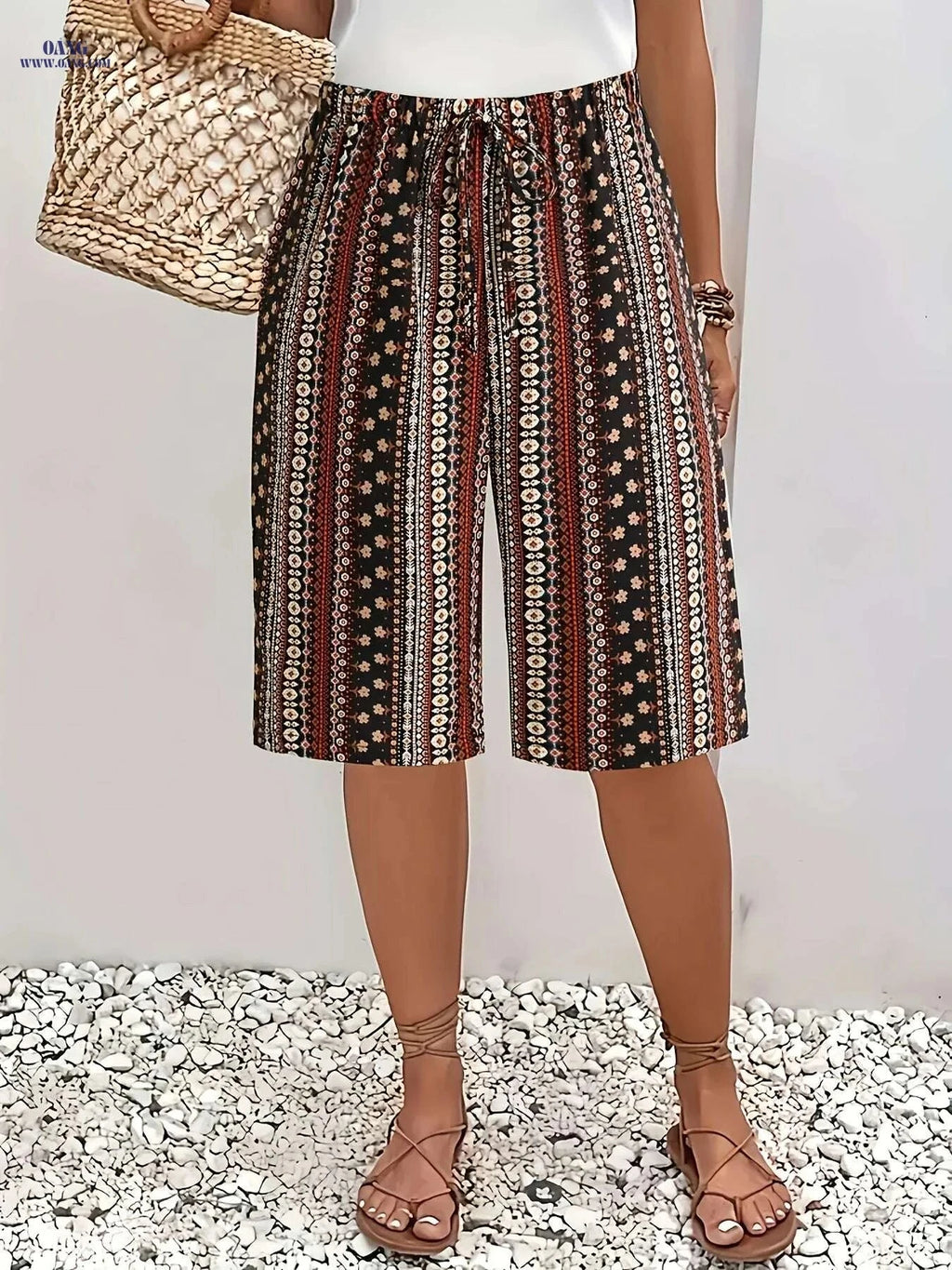 Women's High-Waisted Floral Print Beach Shorts - Lightweight & Casual   OAXG 