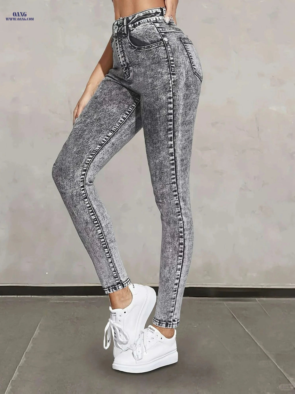 Women's High-Waisted Gray Jeans - Snowflake Detail, All-Season Style   OAXG Lead Color / XS