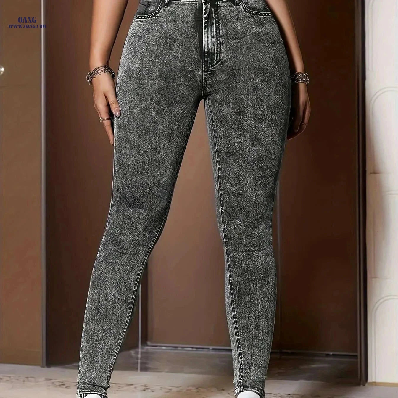 Women's High-Waisted Stretchy Jeans - Relaxed Fit & Elastic Waistband   OAXG Lead Color / XS