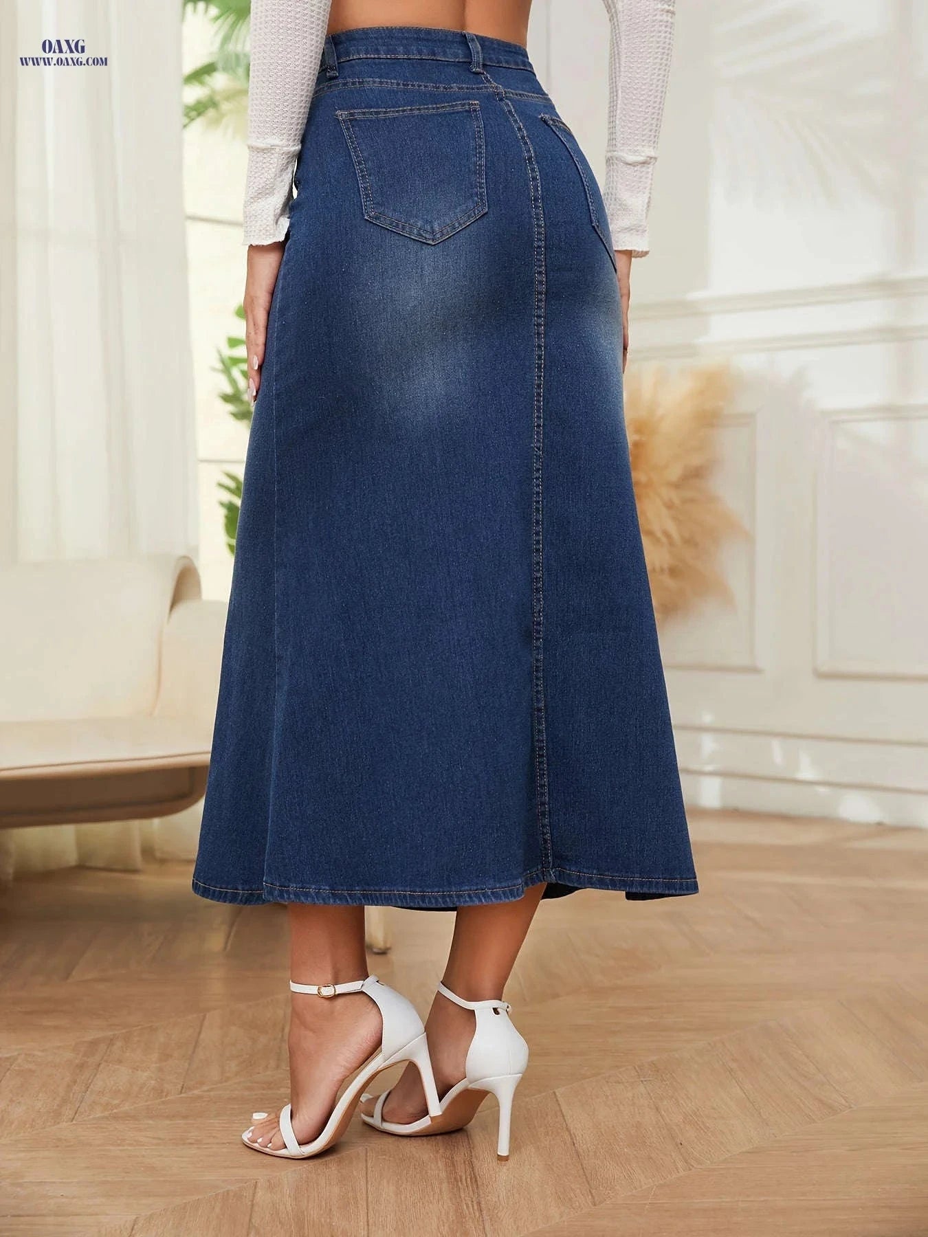 Women's Loose Flared Hem Denim Skirt - Casual Mid Waist Design   OAXG 