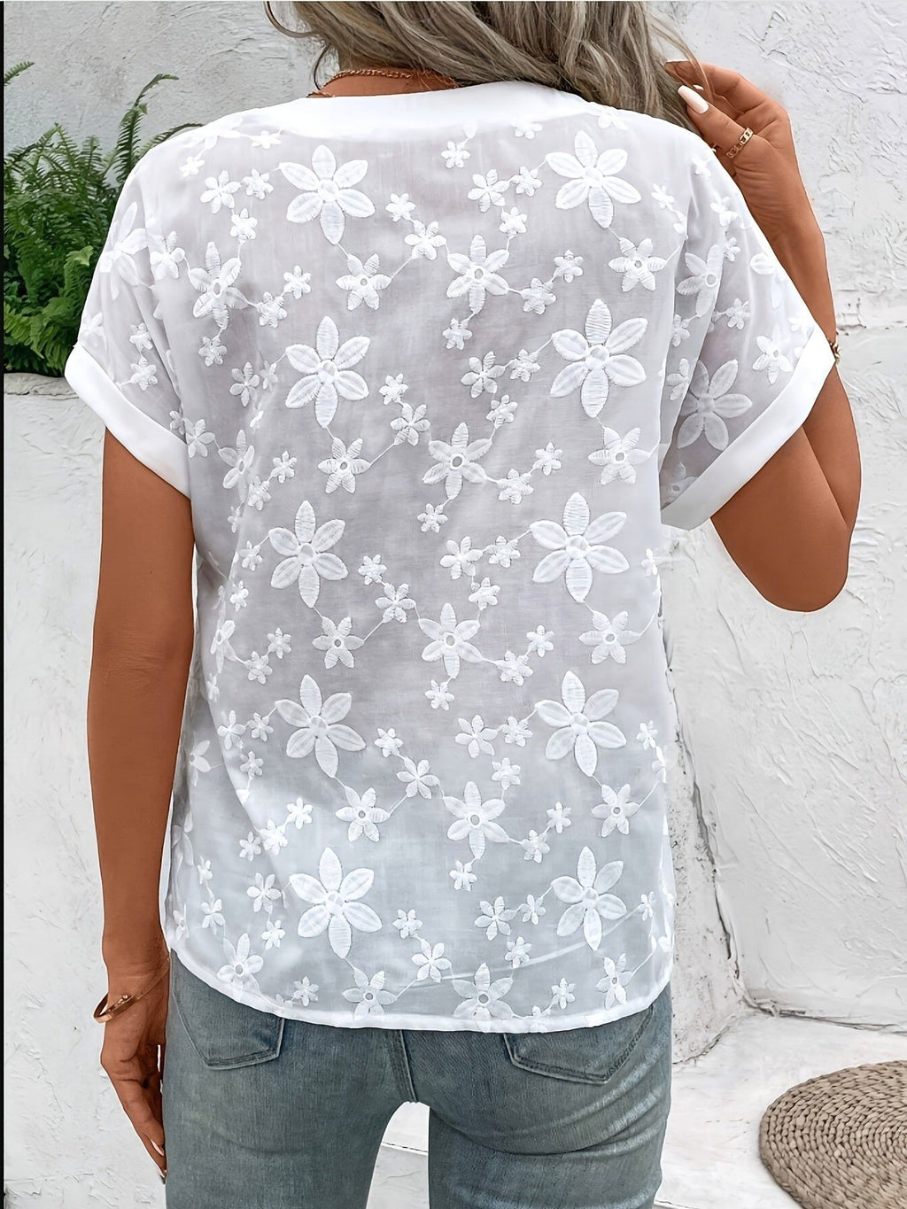 Women'S Loose White Shirt with a Summer Floral Pattern And a V-Neck Batwing Sleeve Design.   OAXG Default Title