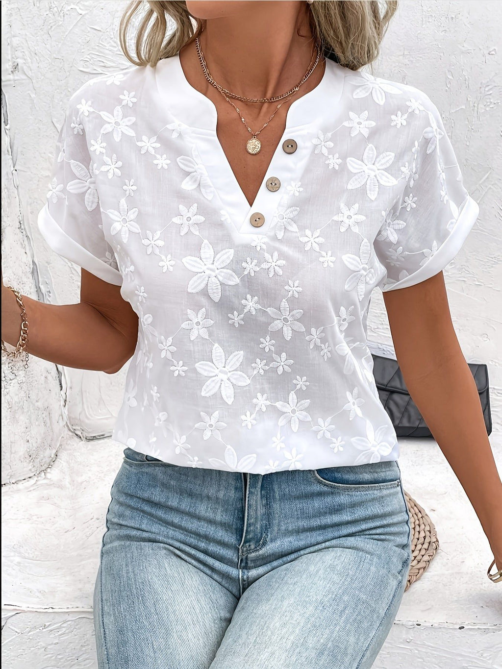 Women'S Loose White Shirt with a Summer Floral Pattern And a V-Neck Batwing Sleeve Design.   OAXG Default Title