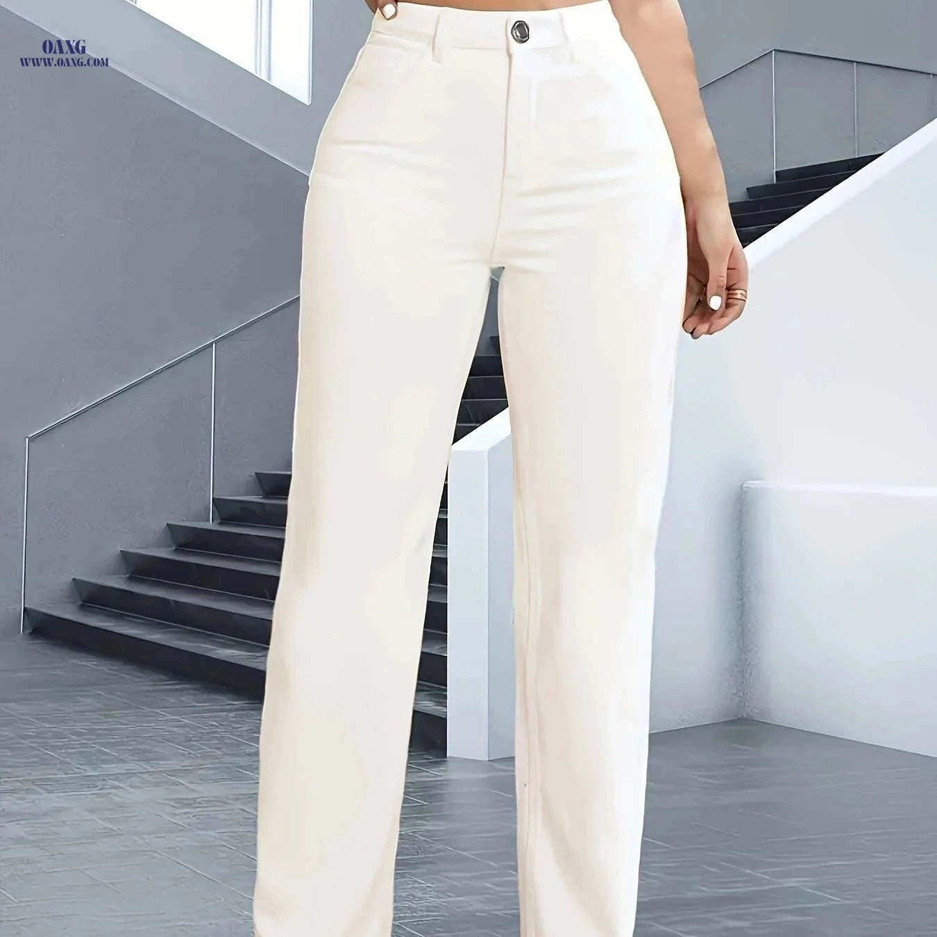 Women's Mid-High Waist Straight Leg Jeans - Slim Fit Solid White   OAXG 