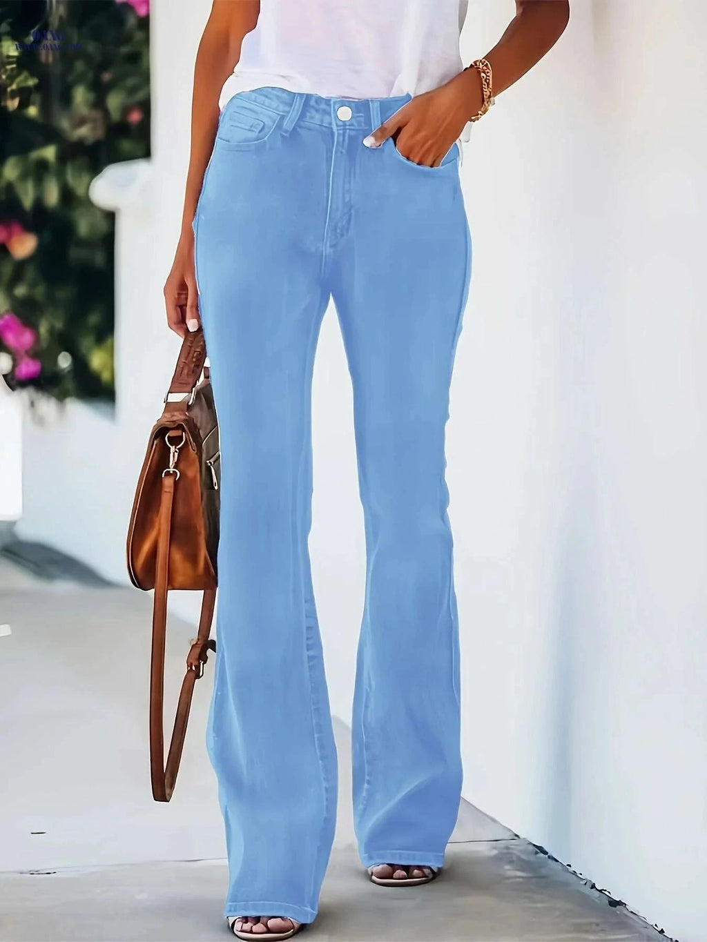 Women's Mid-Rise Stretchy Flare Jeans - Light Blue Casual Style   OAXG Red / S