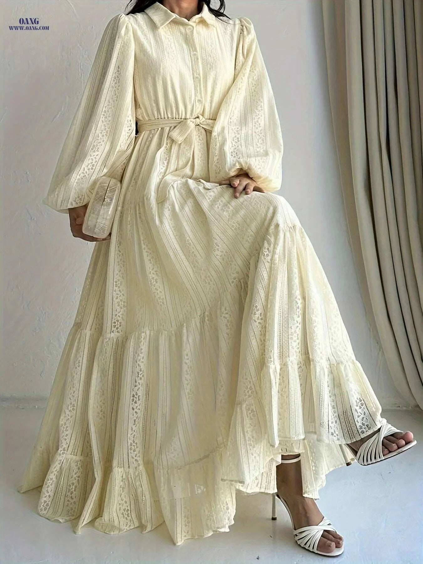 Women's Middle Eastern Abaya Dress - Elegant Lace Overlay & Button Closure   OAXG 