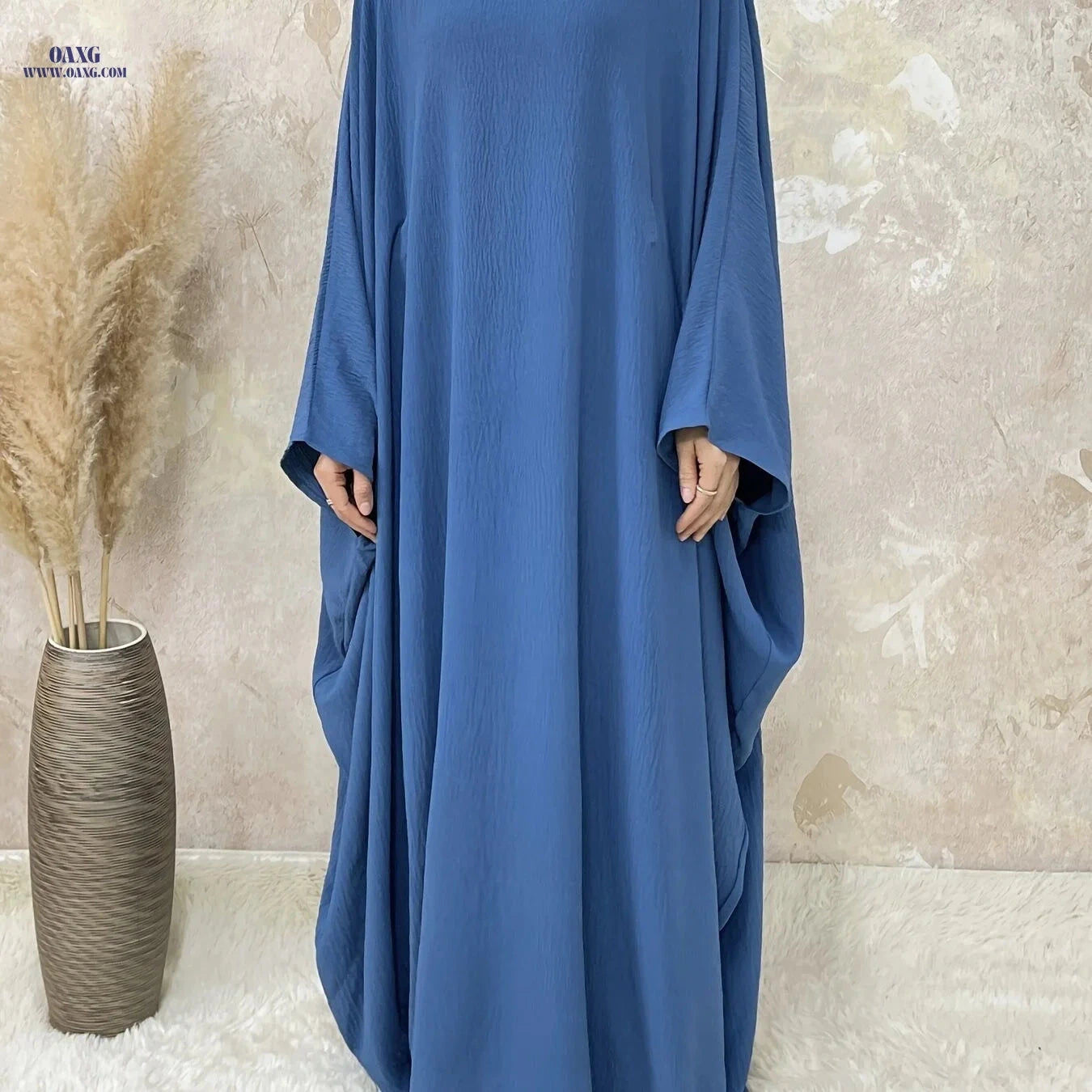 Women's Middle Eastern Abaya with Batwing Sleeves & Adjustable Belt   OAXG 