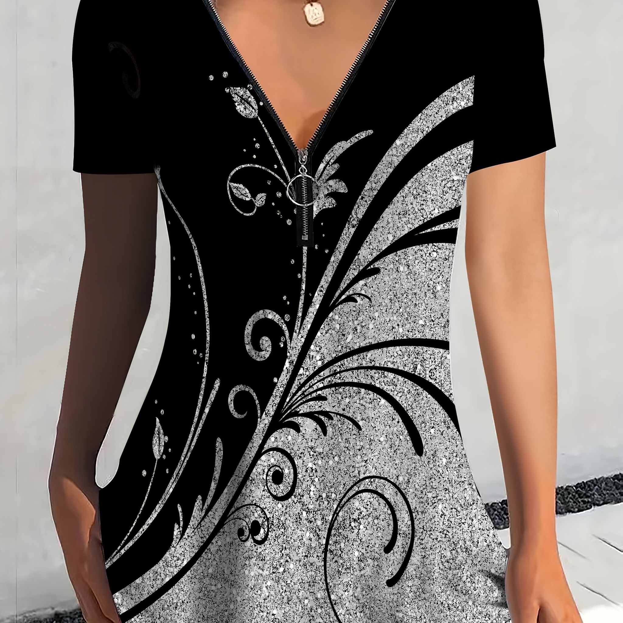 Women's New Zipper Short Sleeve T-Shirt   OAXG Black / S