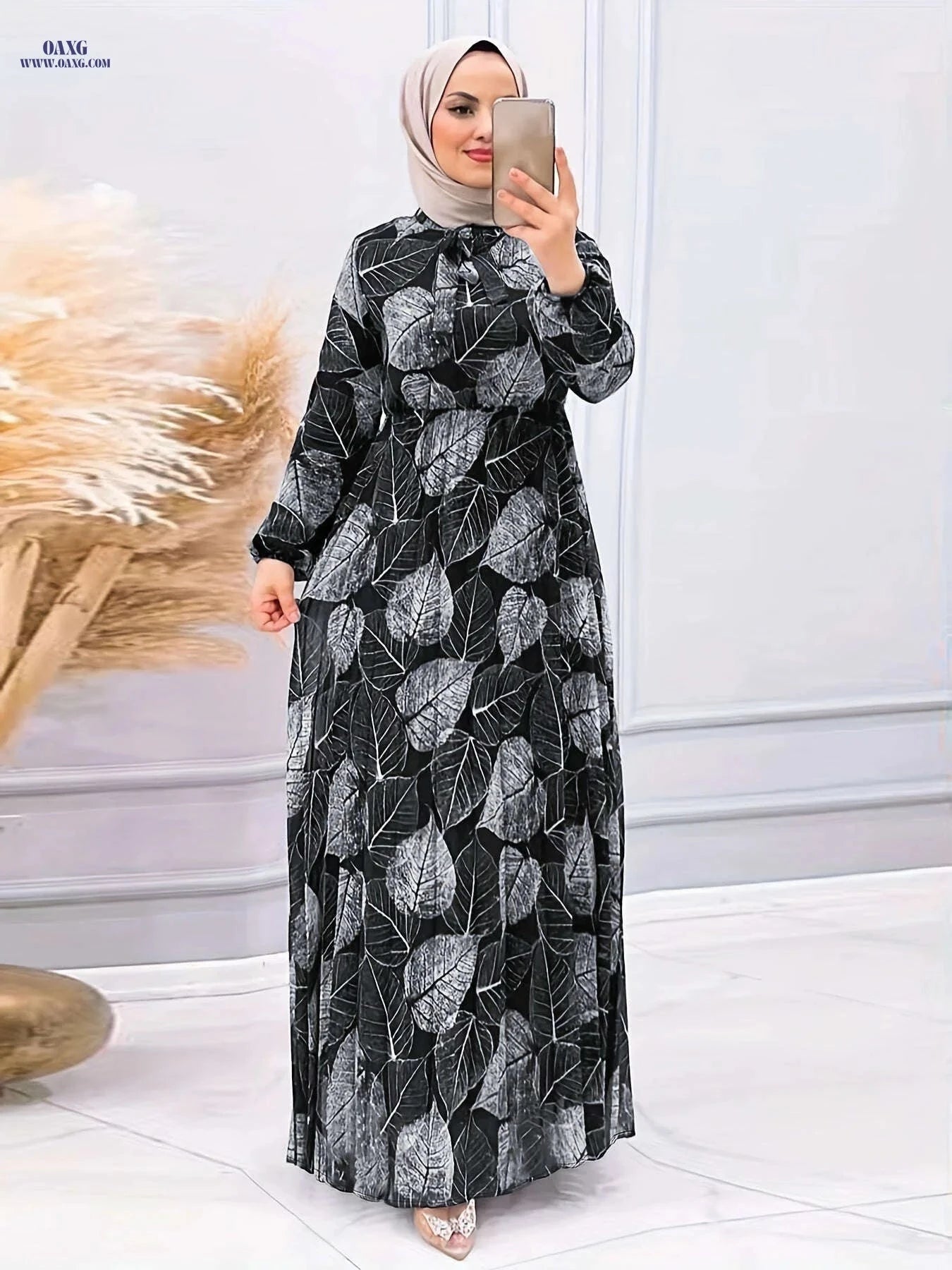 Women's Pleated Waist Dress - Semi-Sheer Middle Eastern Print Style   OAXG 