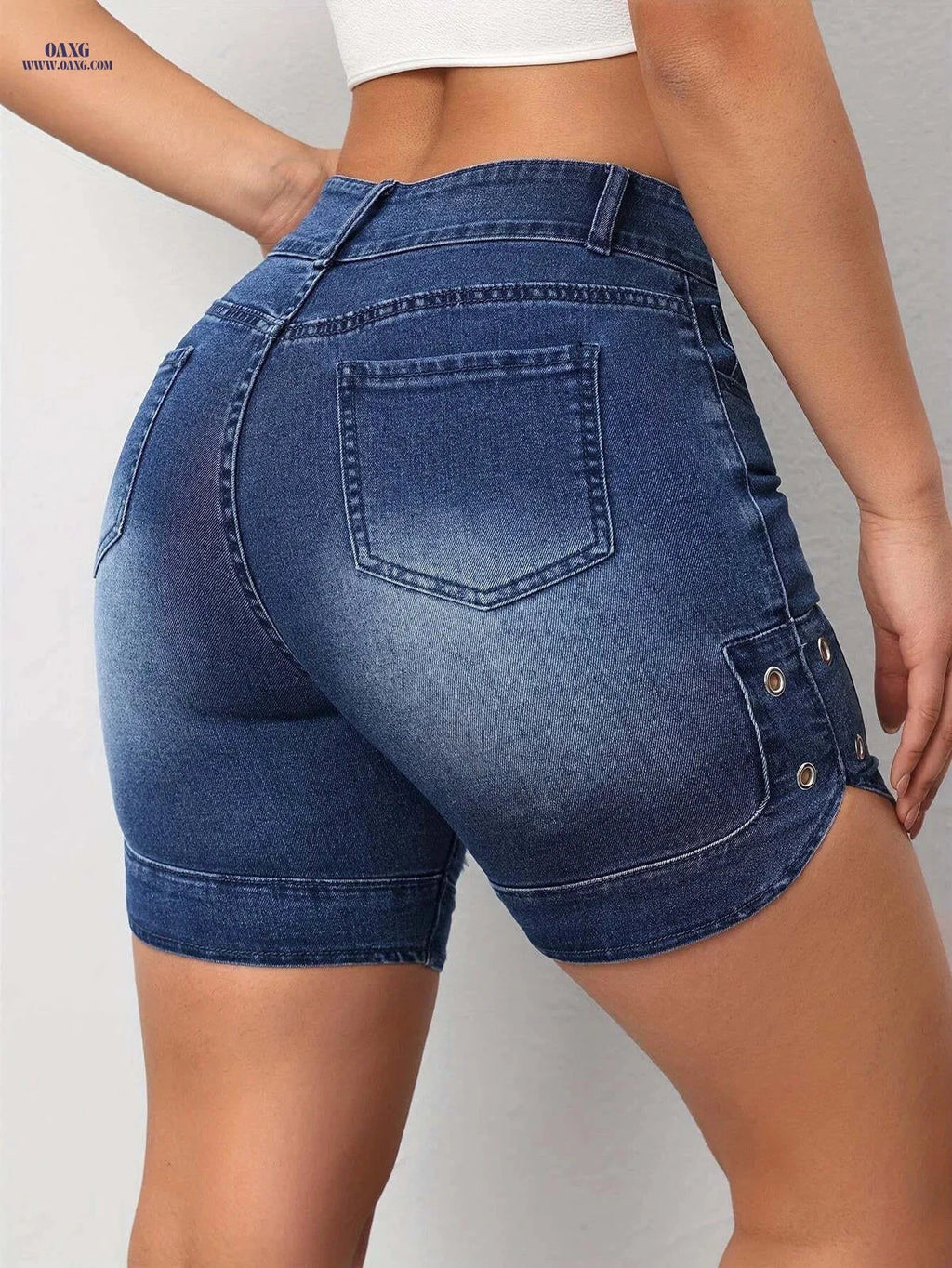 Women's Ripped Denim Shorts - Casual Style, Medium Stretch Fit   OAXG 