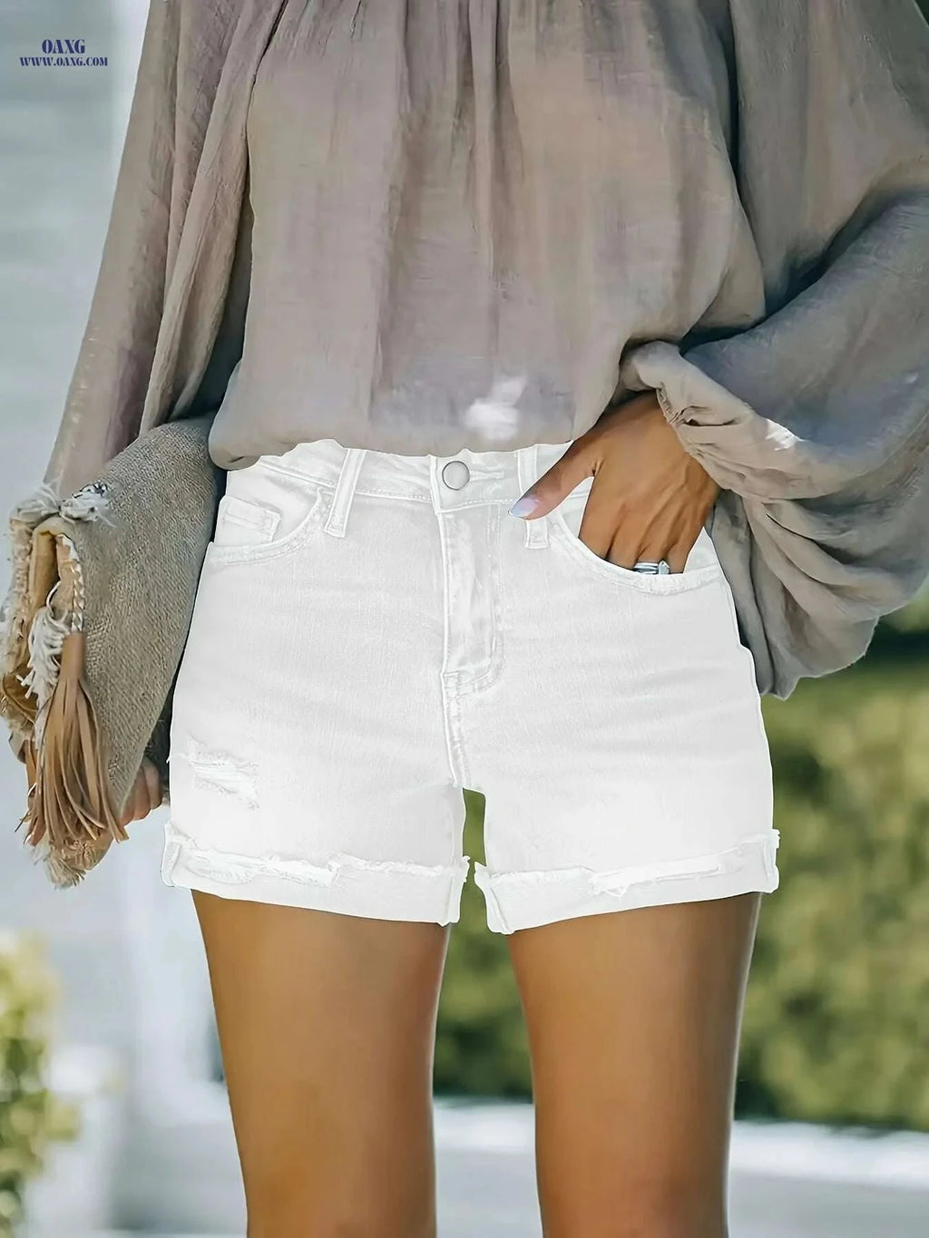 Women's Ripped Distressed Jean Shorts - Mid-Rise Frayed Hem   OAXG 