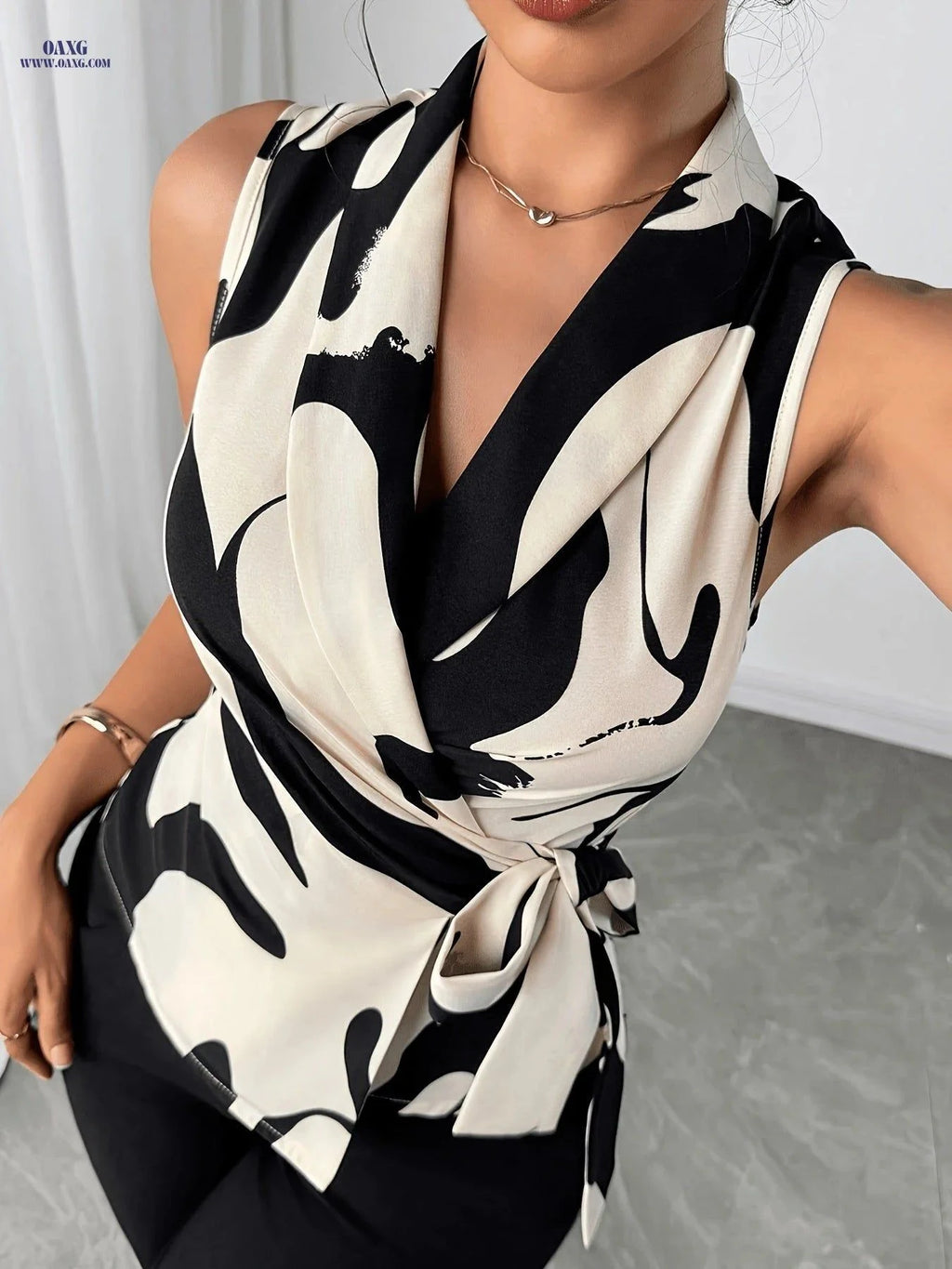 Women's Sleeveless Blouse - Fashionable & Versatile for All Seasons   OAXG Mixed colors / S