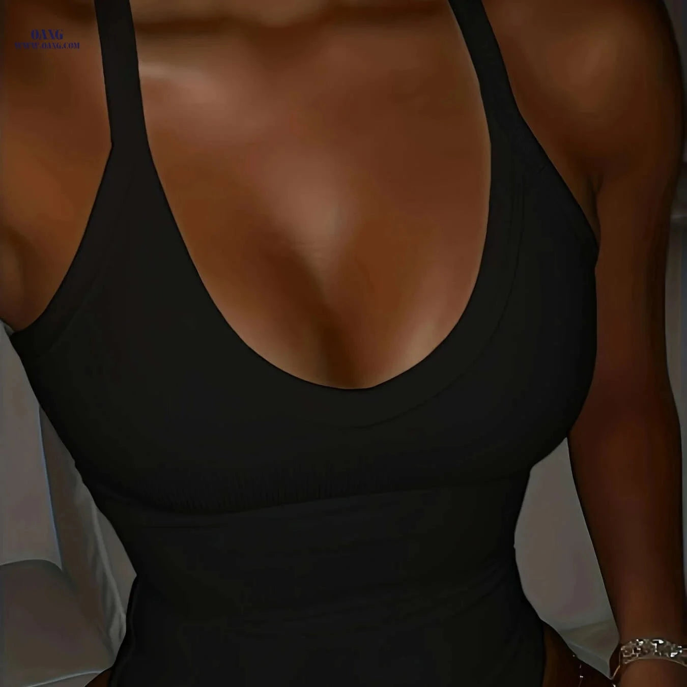 Women's Sleeveless Low-Cut Bodysuit Top - Elegant Solid Color Style   OAXG 