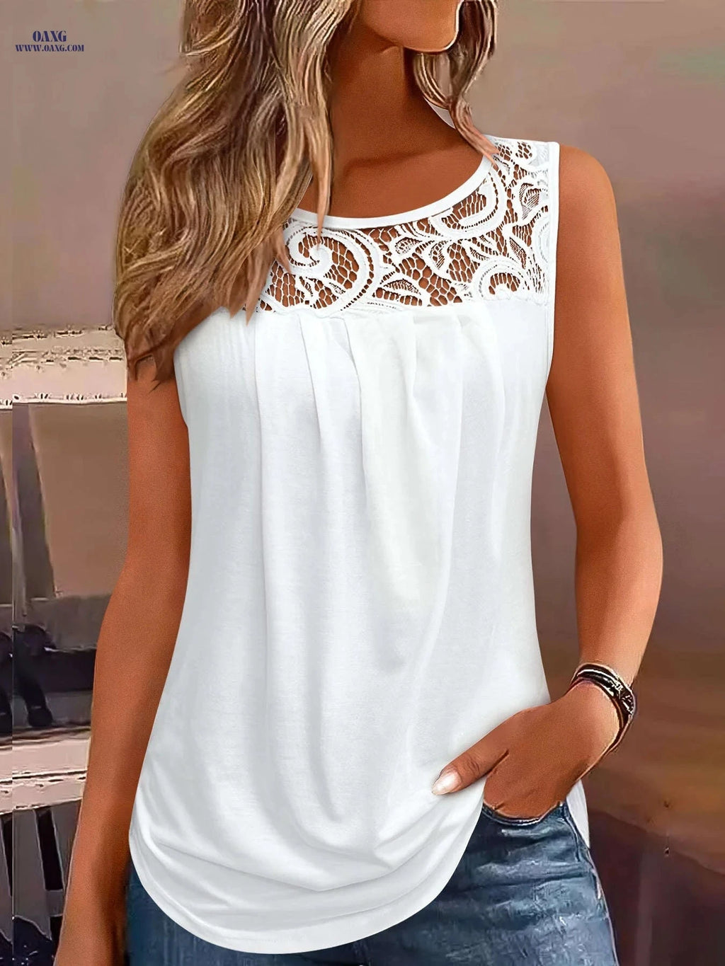 Women's Sleeveless Summer Tank Top - Lace Trim Casual Attire   OAXG 