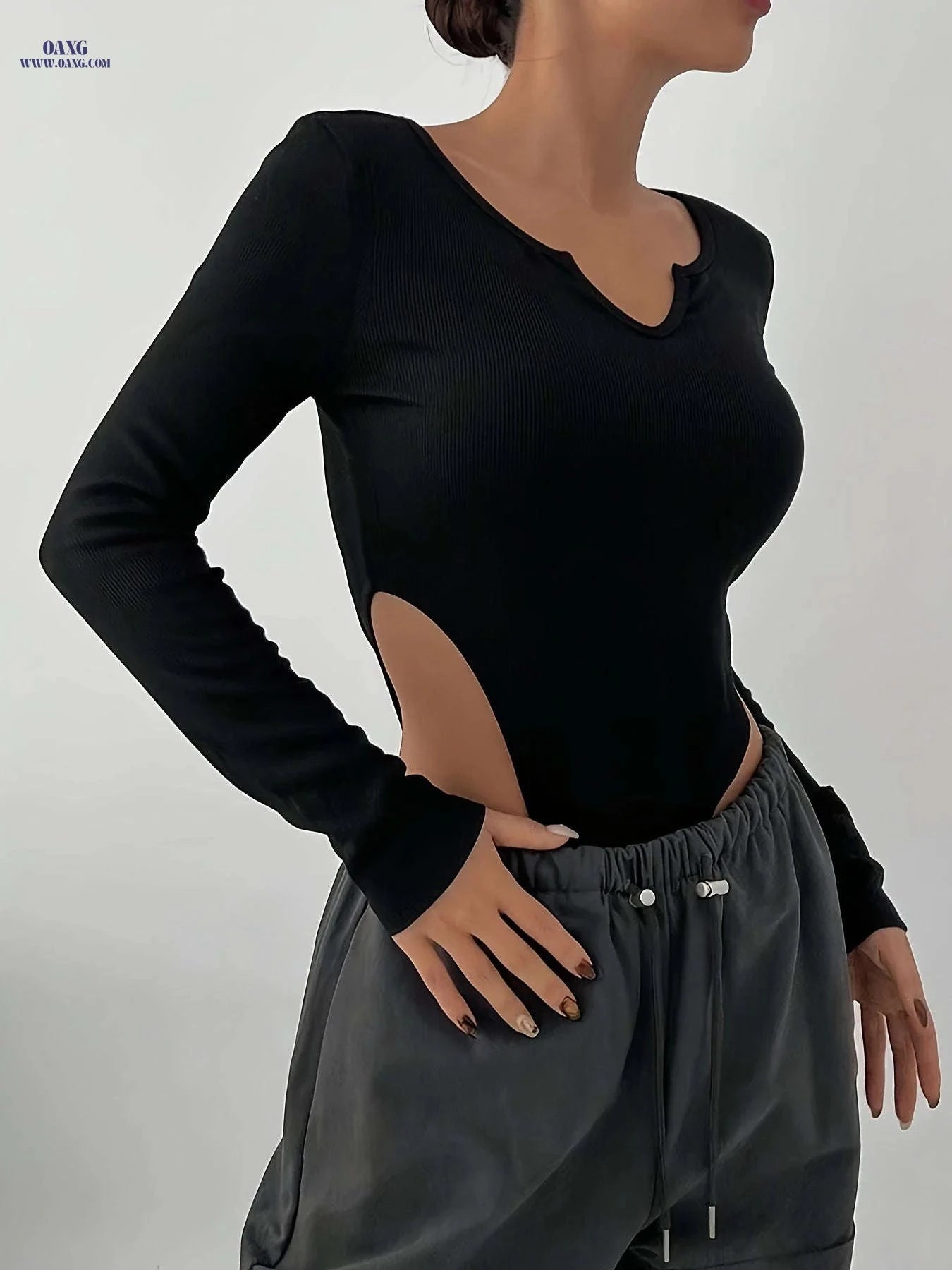 Women's Slim Fit Long Sleeve Bodysuit - Soft & Stretchy Crew Neck   OAXG 