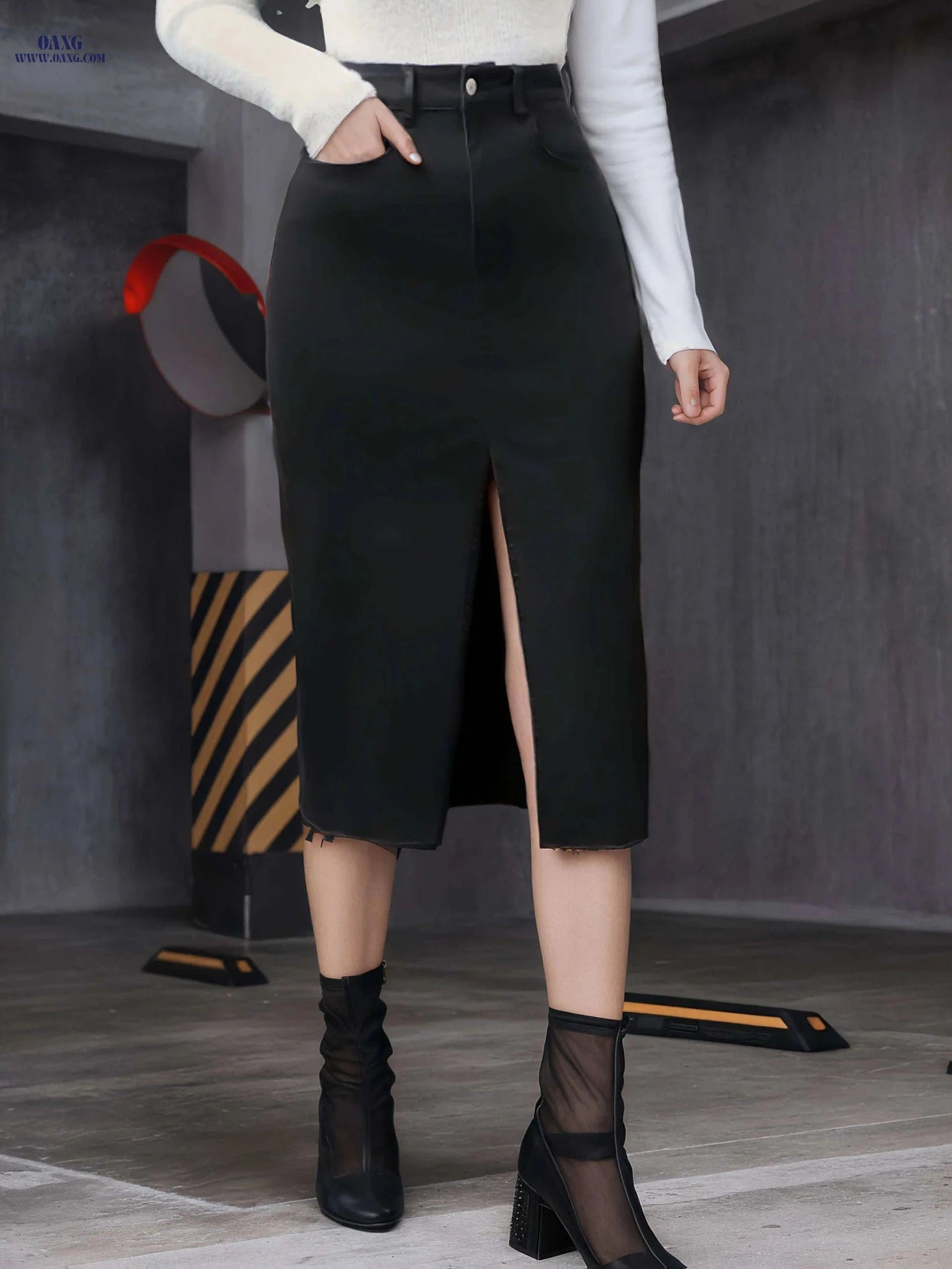 Women's Stretchy Fitted Denim Skirt - Perfect for Spring and Summer   OAXG 