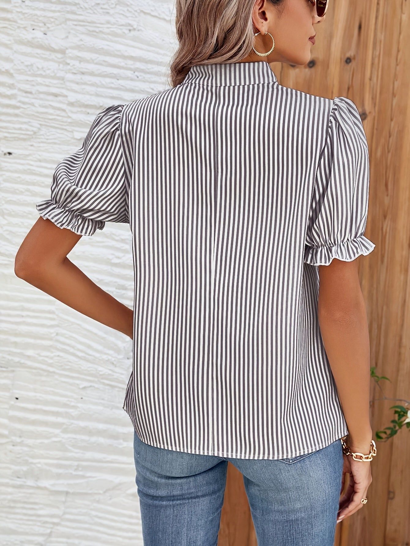 Women'S Striped V-Neck Puff Sleeve Shirt, Polyester Regular Fit Short Sleeve Top with Stand Collar and Tight Hem for Spring/Summer   OAXG Multicolor / S