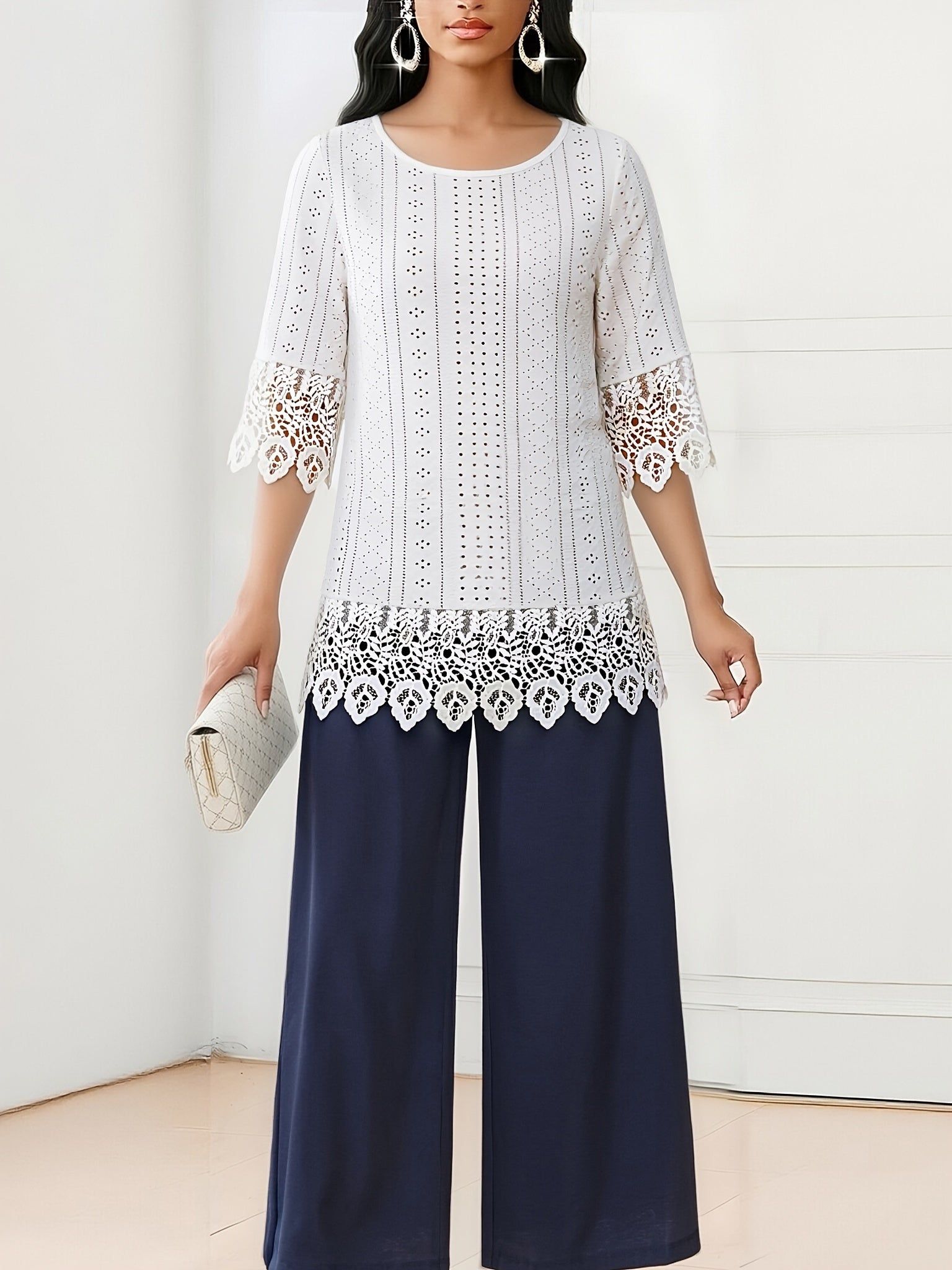 Women'S Stylish Textured Jacquard Lace Patchwork Three-Quarter Sleeve Top   OAXG White / S