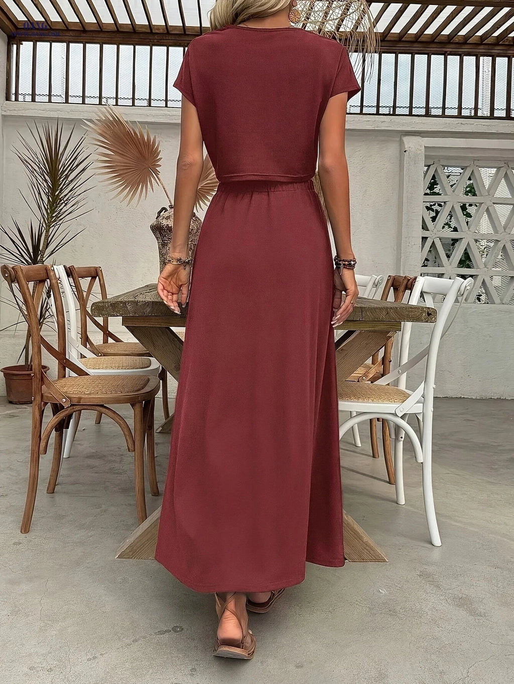 Women's Summer 2-Piece Set - Solid Round Neck Top & High-Thigh Skirt   OAXG Brick Red / S
