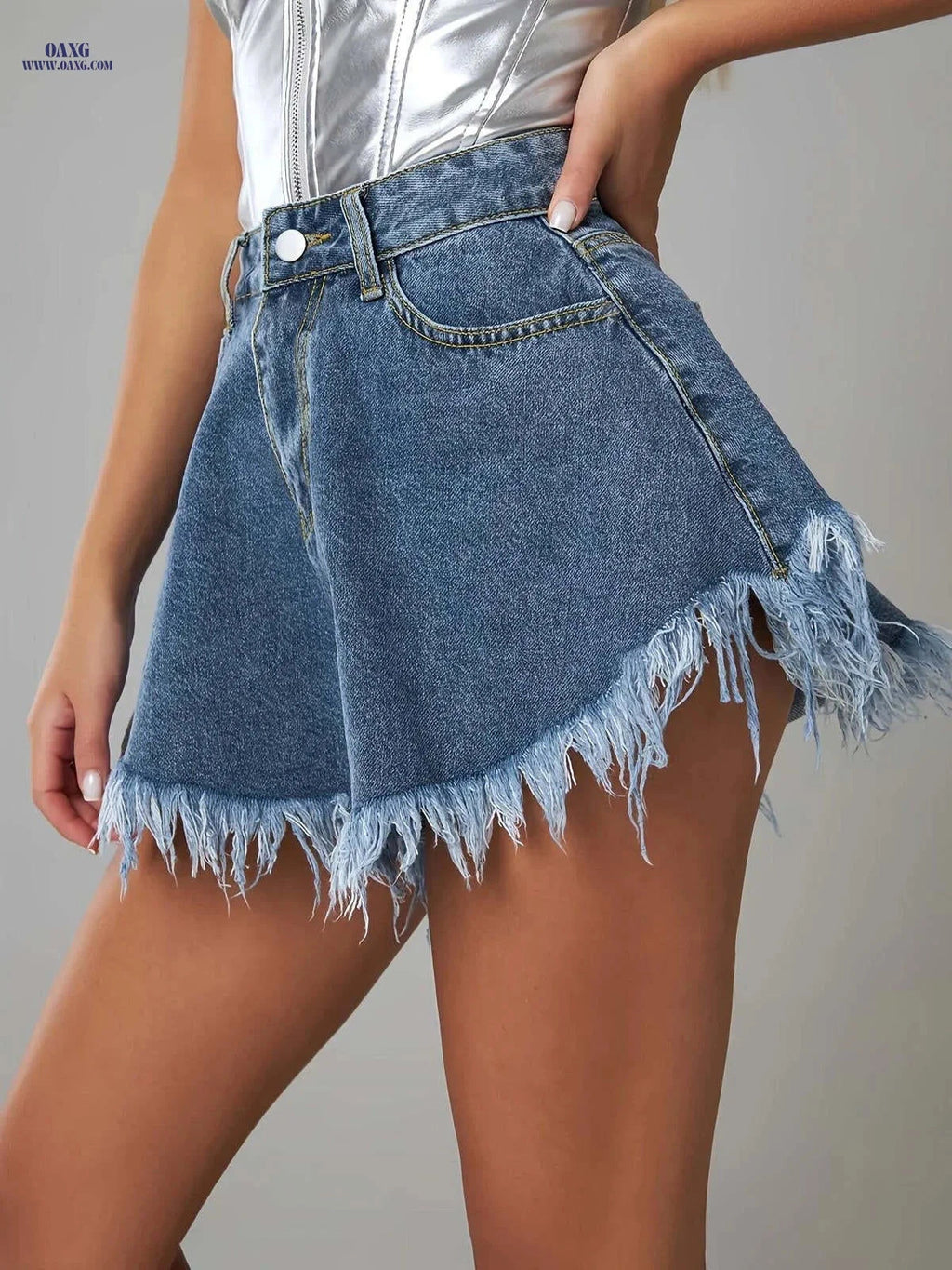 Women's Summer Casual Denim Shorts - Frayed Hem, Wide-Leg Fit   OAXG 