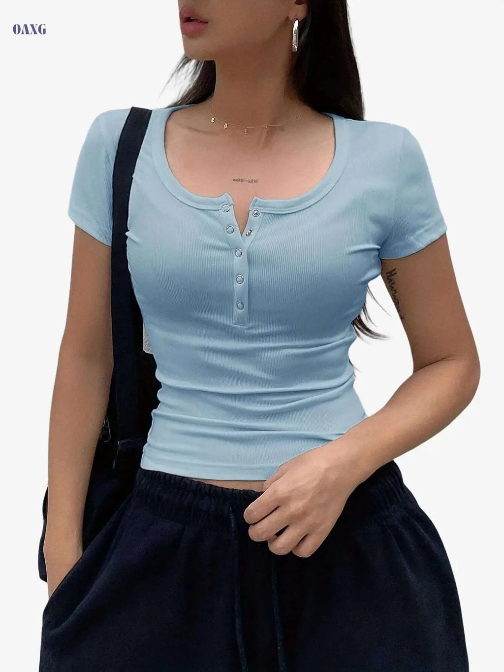 Women’s Summer Fitted T-Shirt - Elegant Solid Color, Short Sleeve   OAXG 