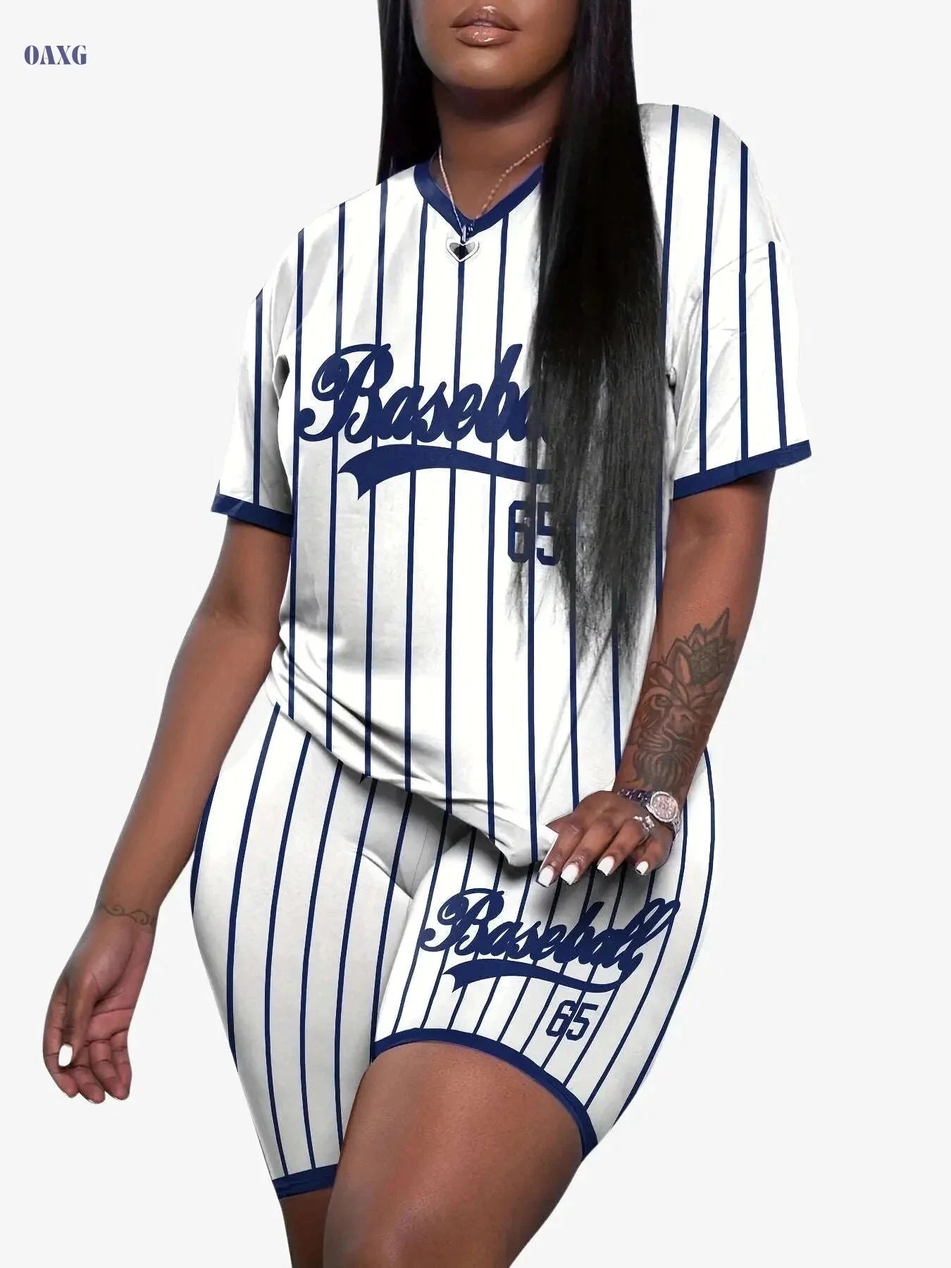 Women's V-Neck Striped Top & Shorts Set - Sporty Baseball Style   OAXG 