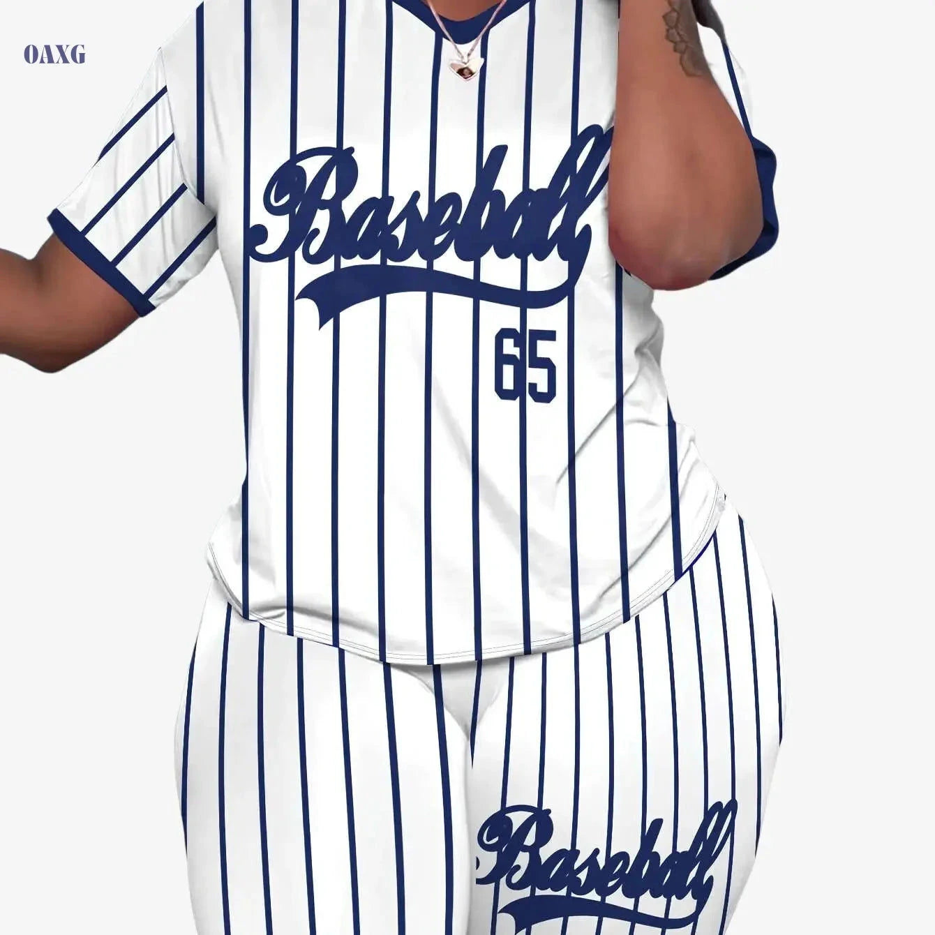 Women's V-Neck Striped Top & Shorts Set - Sporty Baseball Style   OAXG 