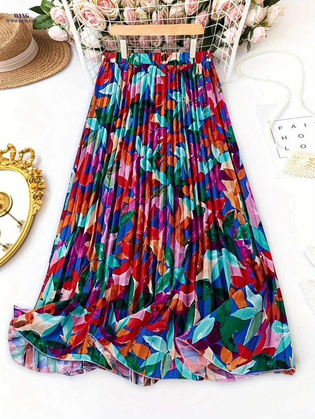 Women's Vibrant Pleated Skirt - High-Waisted, Lightweight Polyester   OAXG 