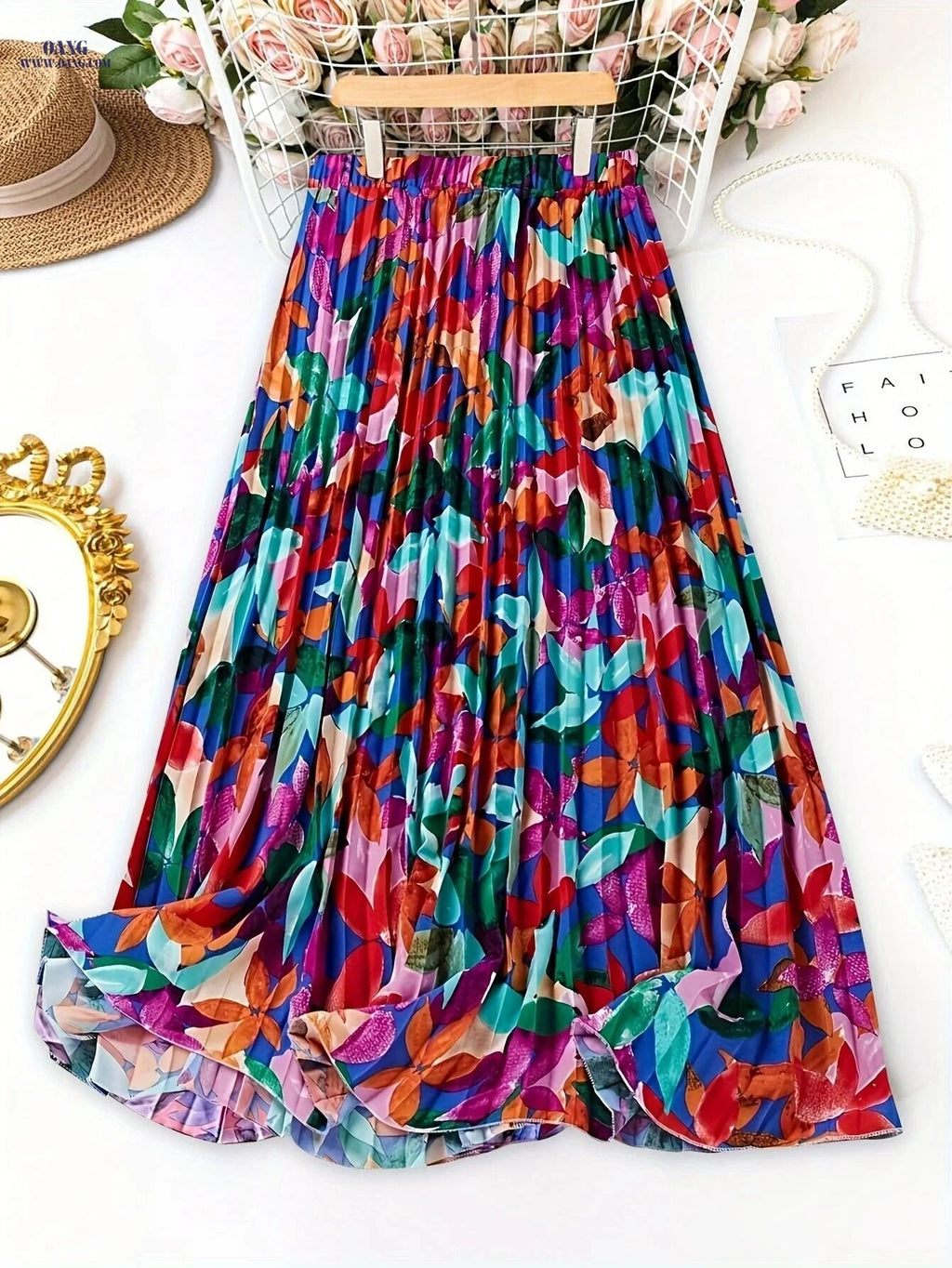 Women's Vibrant Pleated Skirt - High-Waisted, Lightweight Polyester   OAXG 