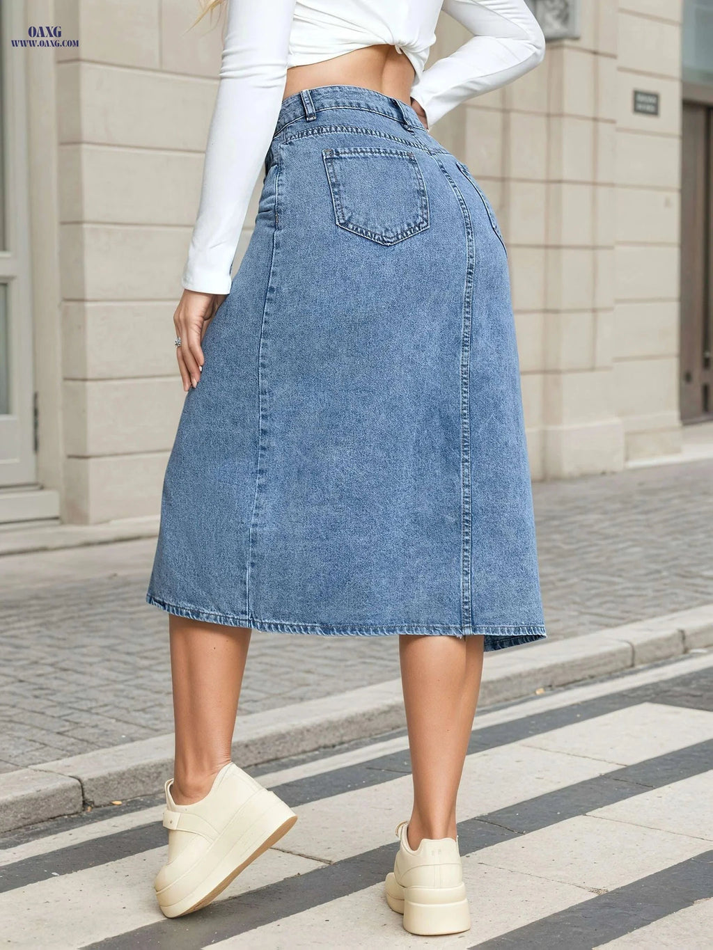 Women's Washed Blue Denim Skirt - Knee-Length Straight-Leg Style   OAXG Blue / XS