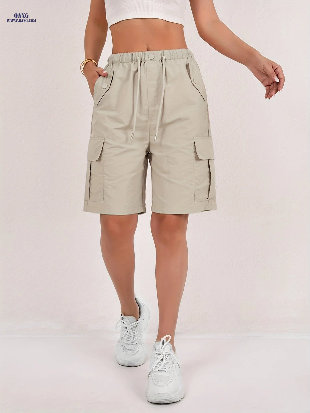 Women's Cargo Shorts - Loose-Fitting, Casual, Multiple Pockets   OAXG 