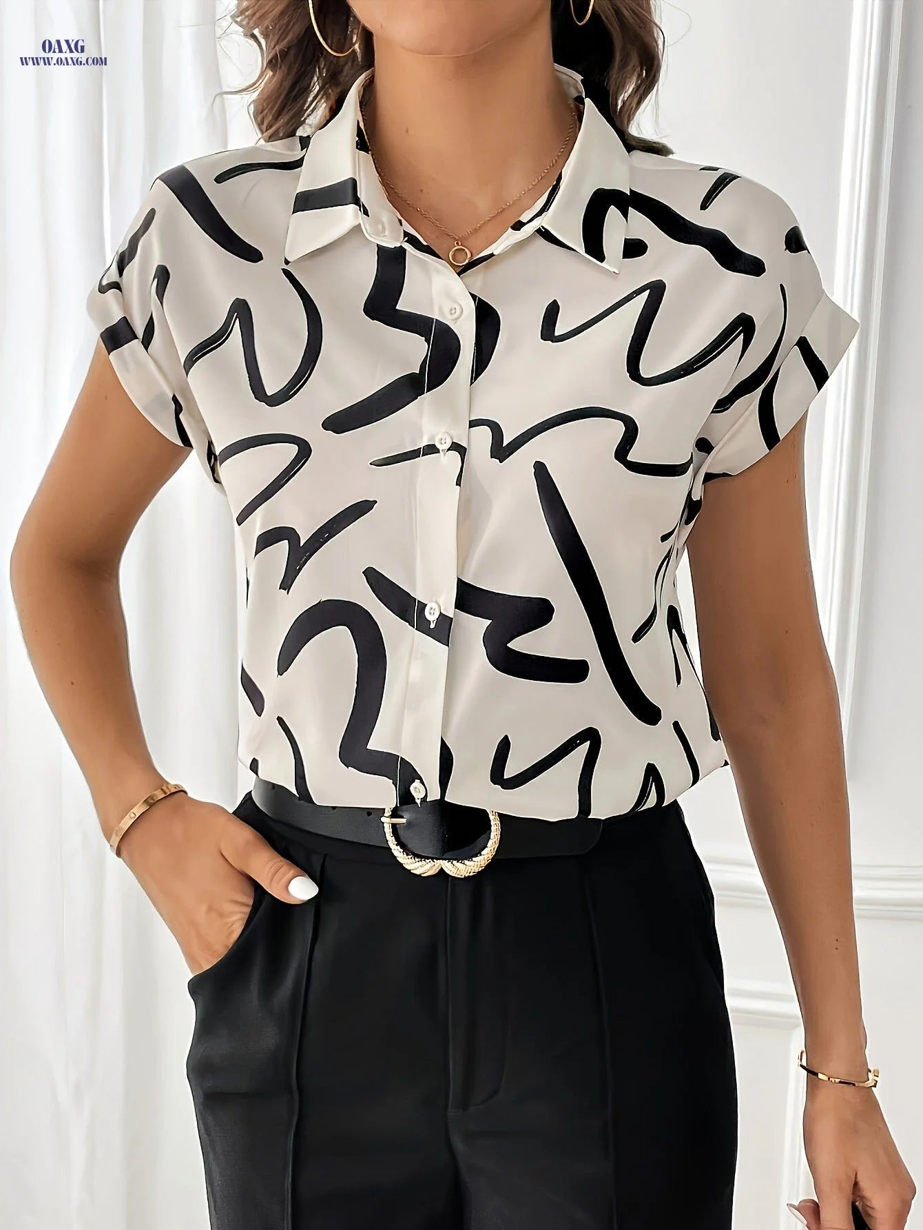 Women's Elegant Geometric Print Button-Up Shirt - Classic Collar, Machine Washable, All-Season Versatile Top for Casual & Professional Wear, Nontransparent Fabric   OAXG Black And White Color / S