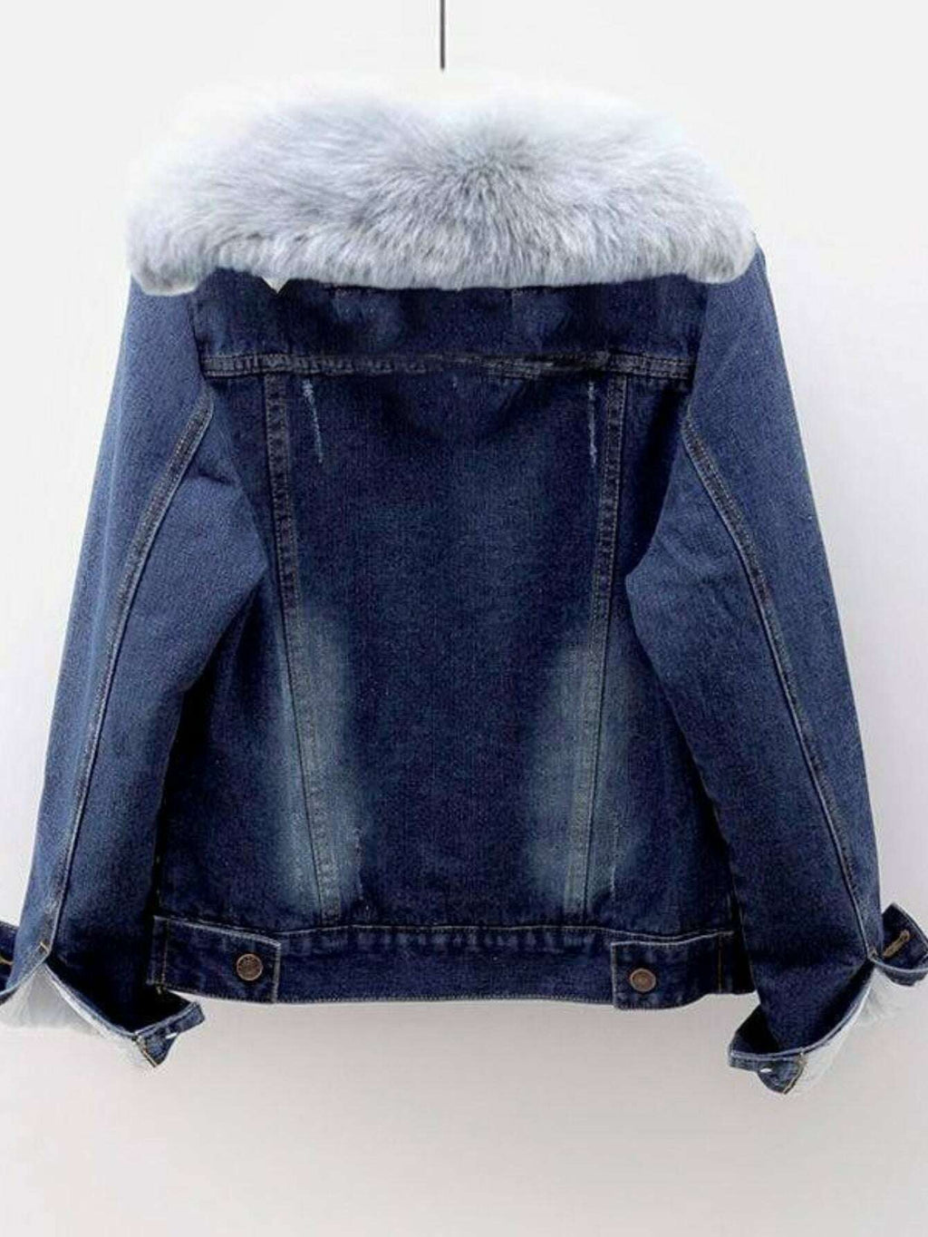 6c0914d1f64e4cf0ac492fbfc6847ba3-goods