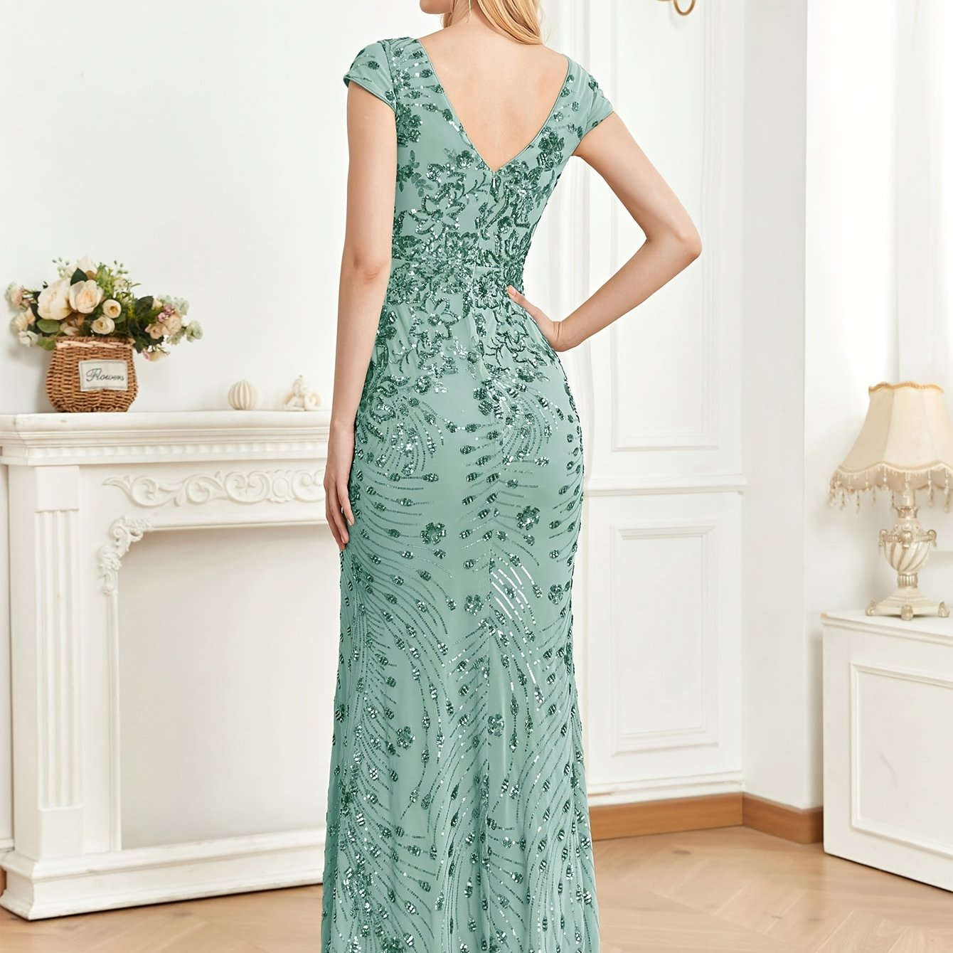 XUIBOL Sleeveless V-Neck Sequin Evening Gown - Elegant Mermaid Dress   OAXG 